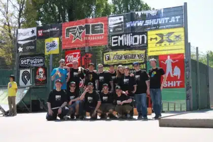 Shuvit Crew and Friends 2011