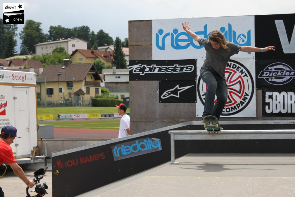 Sjoerd Vissers - Blunt Slide